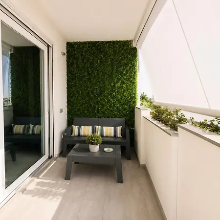 Sunrise By Symphonya Luxury Apartamento